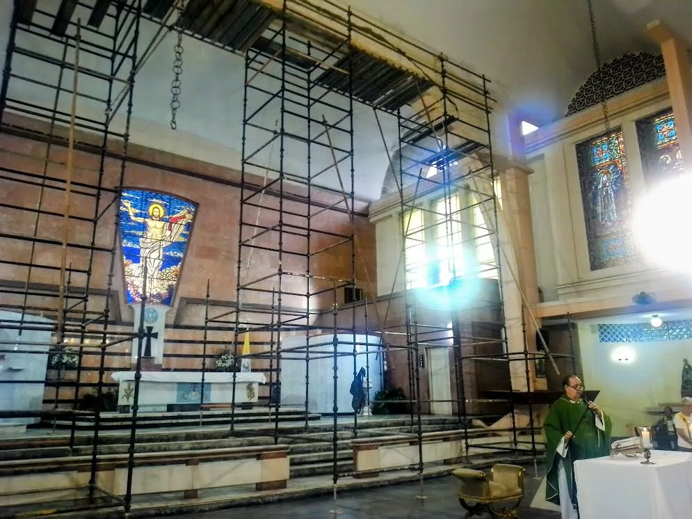 Iglesia del Viñedo realiza trabajos de mampostería tras inspecciones