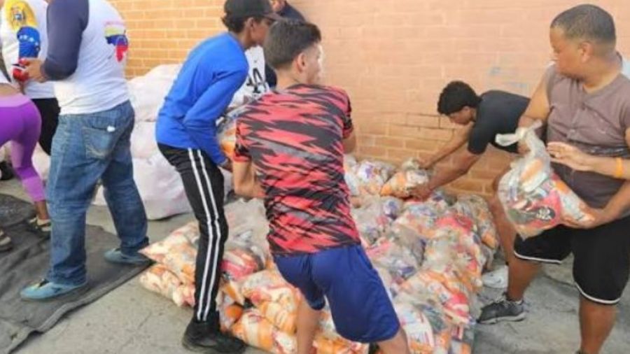 La Guaira ha recibido casi 11 mil toneladas de alimentos tras los sismos