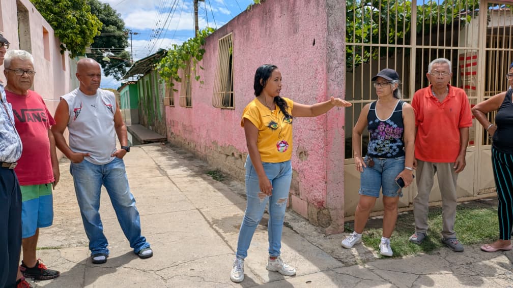 Vecinos de Las Agüitas denuncian colapso de cloacas y exigen suministro de agua