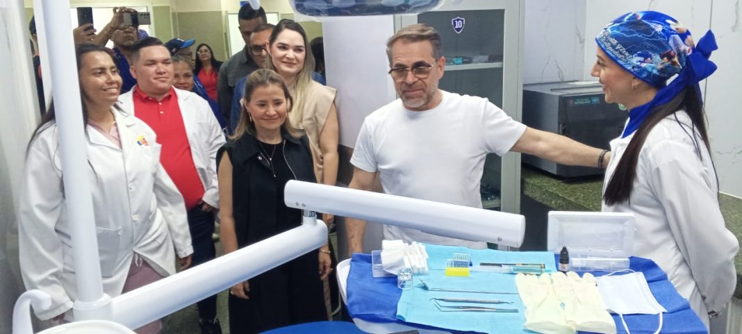 Gobernador Rafael Lacava y alcaldesa Dina Castillo reinauguran el CDI más grande de Carabobo
