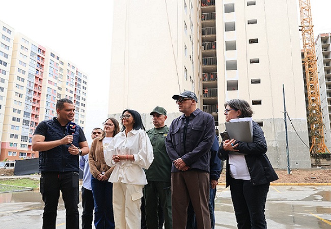Entre julio y diciembre se comprometen a entregar 4 mil viviendas