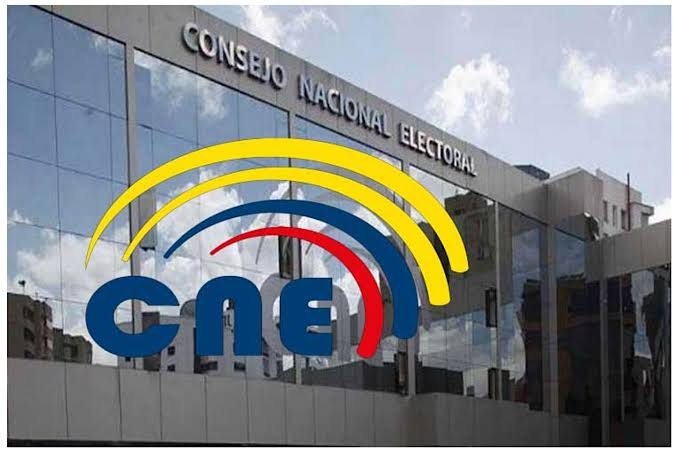 Corte Constitucional de Ecuador rechaza demanda del correísmo para levantar su suspensión