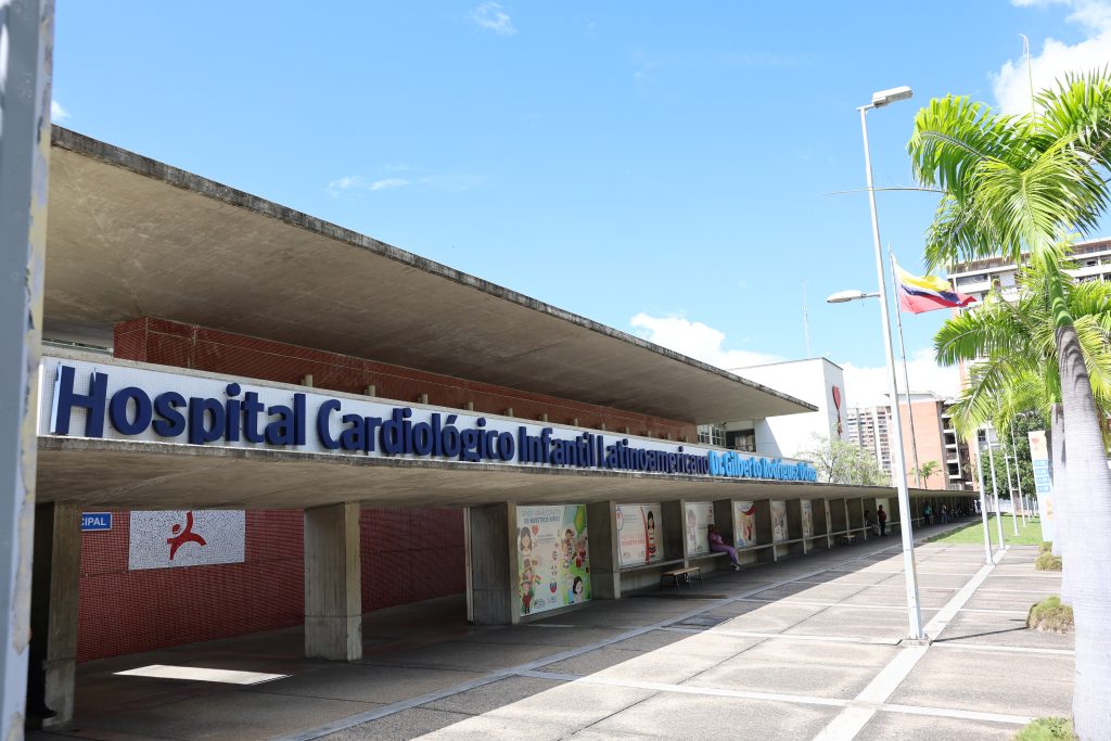 Delcy Rodríguez plantea digitalizar el sistema público de salud