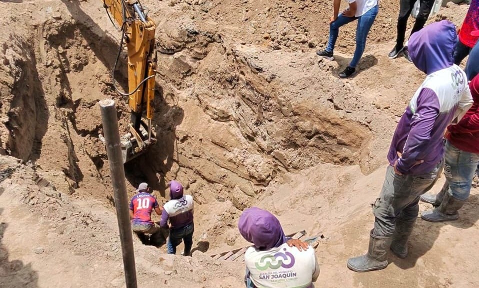 Solventan desbordamiento de aguas servidas que afectaba a 900 familias en San Joaquín