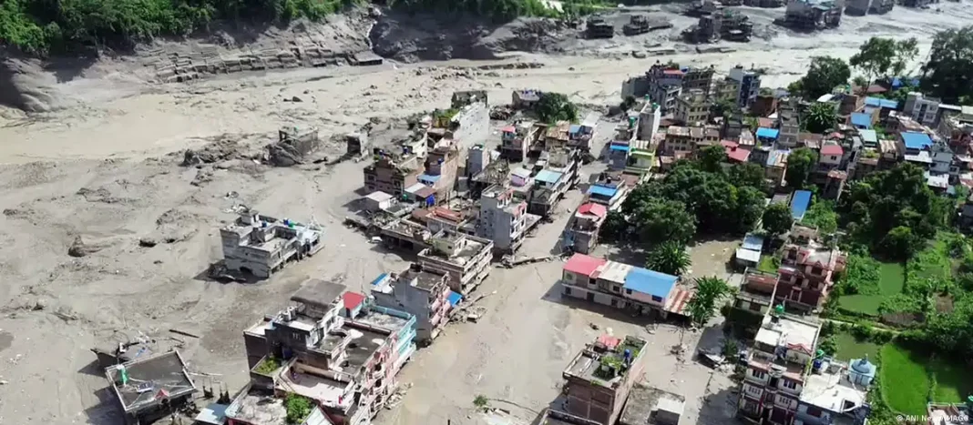 Nepal y China: aumenta la cifra de desaparecidos tras riadas