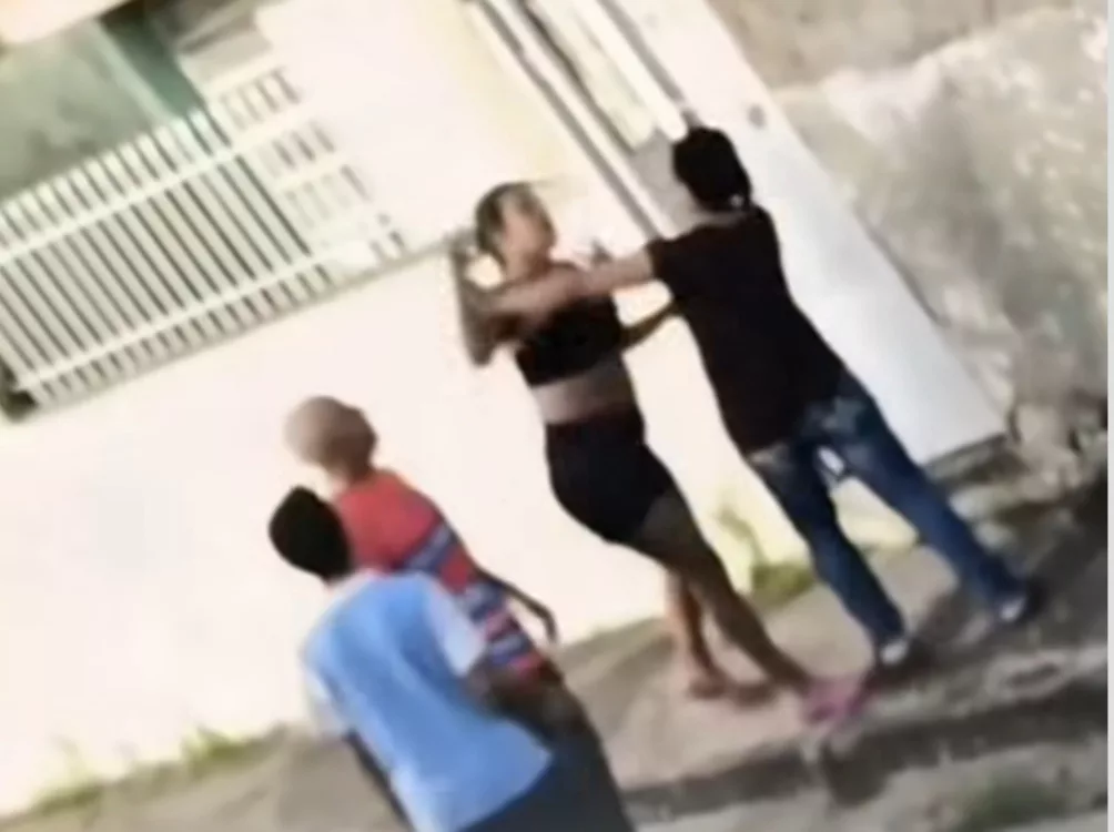Arrestan a vecinas tras agredirse en Naguanagua