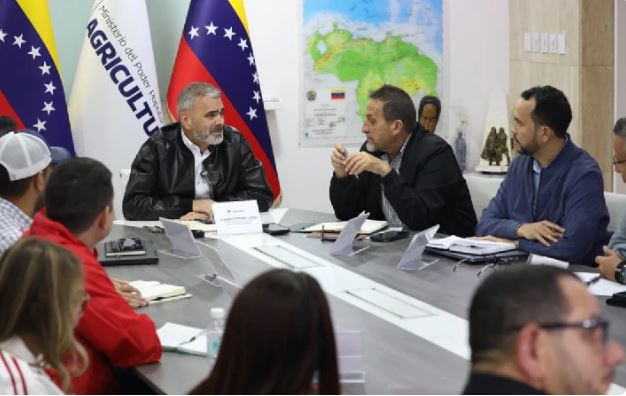 Autoridades evalúan impacto del fenómeno «Súper Niño» en sector agrícola