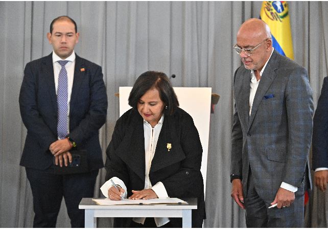 Mesa de diálogo logró acuerdo para renovar magistrados del TSJ y gestionar activos en el exterior