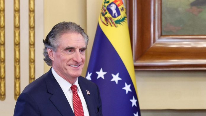 Secretario del Interior de EE UU vincula el mercado del petróleo venezolano con agenda energética de Trump