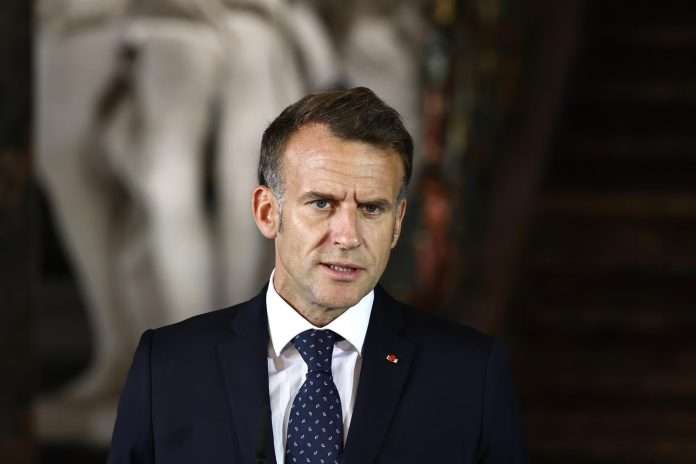 Promulgan en Francia ley que permite la eutanasia
