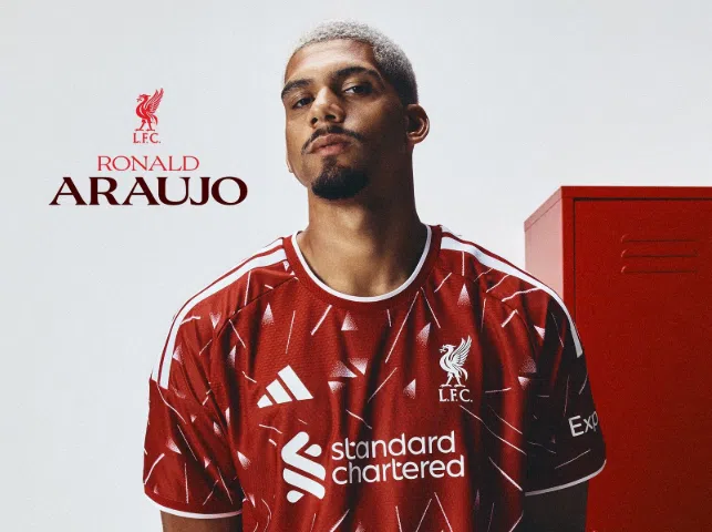Ronald Araújo llega al Liverpool cedido del Barcelona