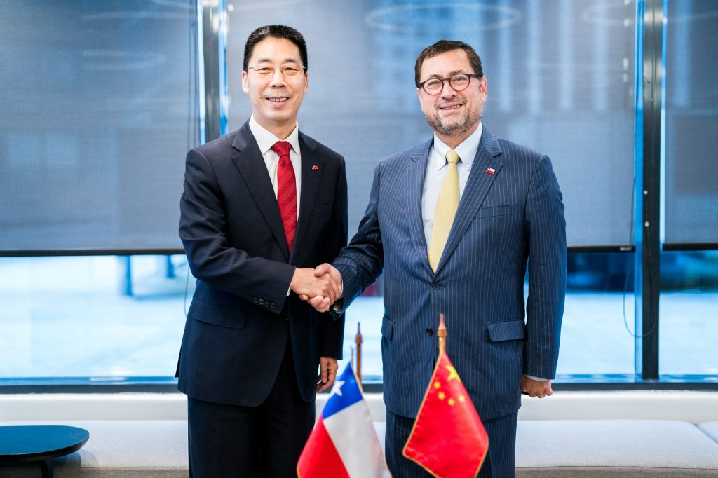Canciller chileno visitará China para fortalecer cooperación bilateral