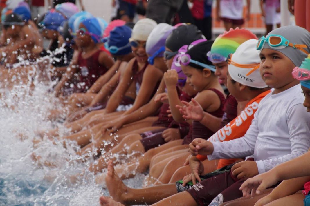 Celebran primer aniversario de la reinauguración del Complejo de Piscinas de La Isabelica