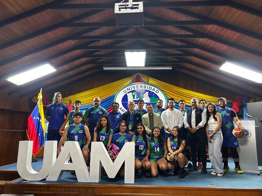 Atletas UAM lucirán nueva indumentaria deportiva con alta tecnología