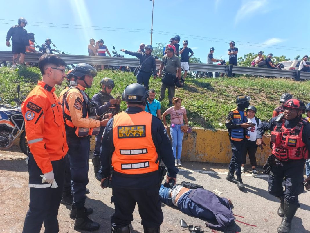 Motorizado falleció en accidente registrado en distribuidor Los Samanes