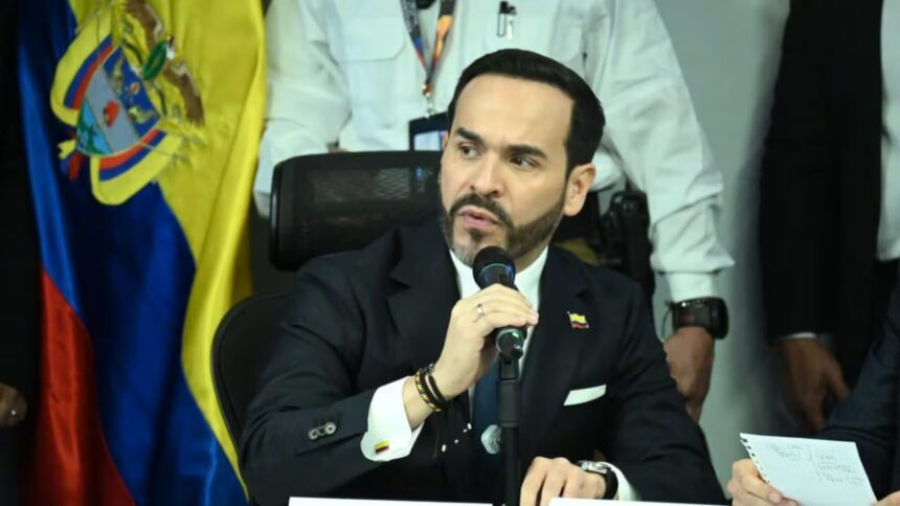 De la Espriella declara la emergencia económica para hacer frente a crisis por terremoto