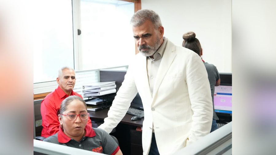 Ministro Padrino López elimina revision presencial de etiquetas en el INSAI