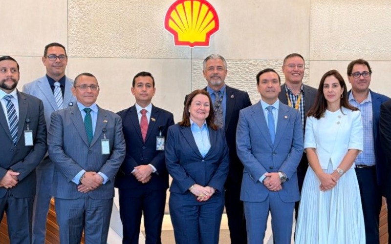 Ministra de petróleo ofrece en EE UU un "abanico" de inversiones en crudo y gas
