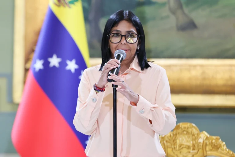 La presidente encargada, Delcy Rodríguez activó monitoreo en la Guaira