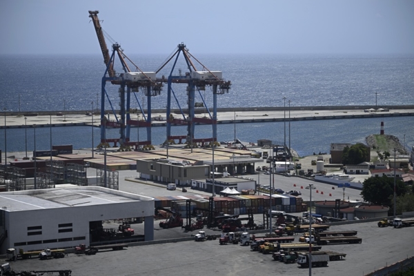 Solo el 8,3% de los agentes aduaneros están activos en el Puerto La Guaira
