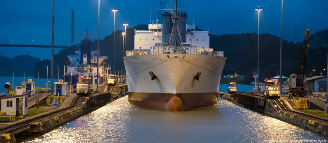 Canal de Panamá no descarta nuevas restricciones al tránsito