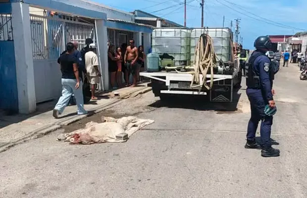Camión de agua arrolla y mata a un hombre con discapacidad visual