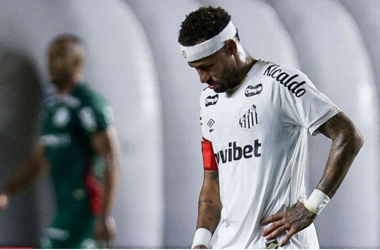Neymar se lesionó y terminó entre lágrimas en eliminación de Santos FC
