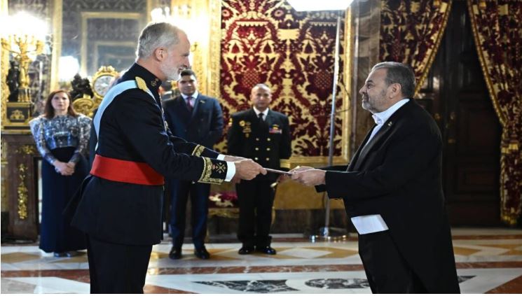 Timoteo Zambrano entregó sus credenciales como embajador de Venezuela al rey Felipe VI