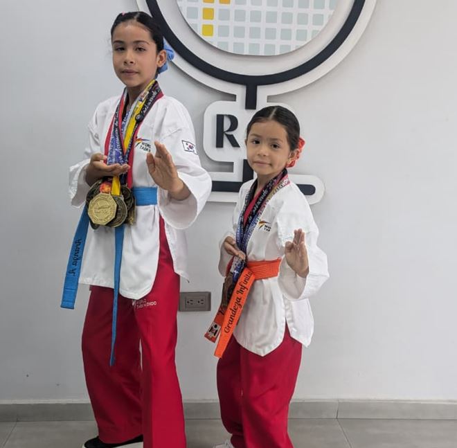 Carabobeñas Aranza y Camila Amaya destacan en taekwondo