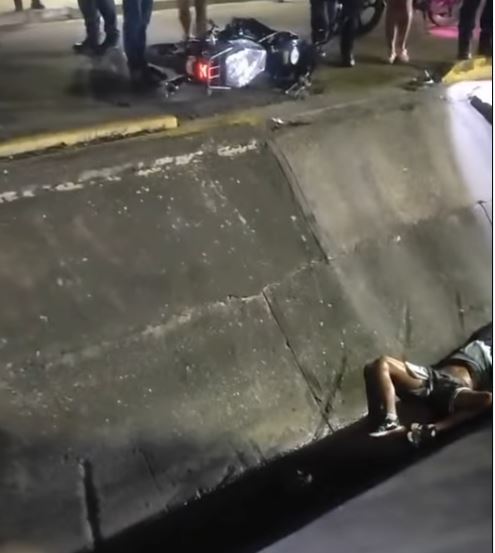 Dos lesionados de gravedad tras colisión de motos en Valencia