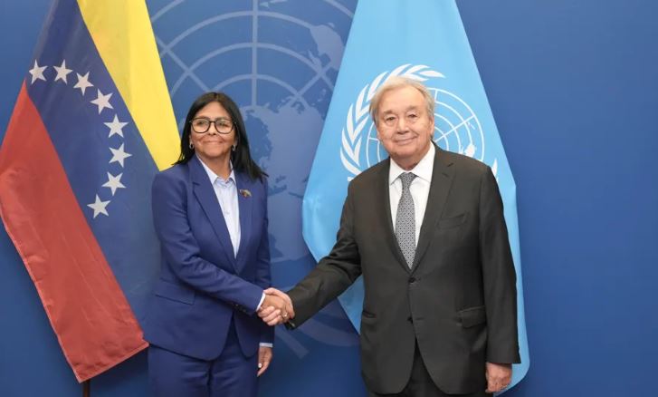 Delcy Rodríguez se reunió con autoridades bancarias y con Guterres antes de ver a Trump