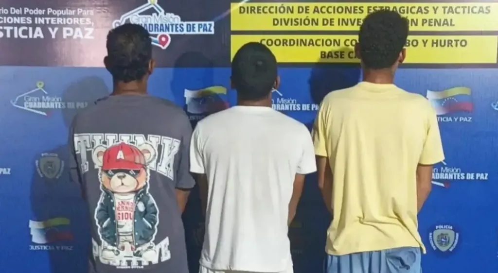 Capturan tres sujetos tras violento asalto a residencia en Valencia
