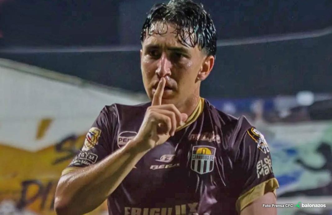 Carabobo FC impone su superioridad sobre Academia Puerto Cabello