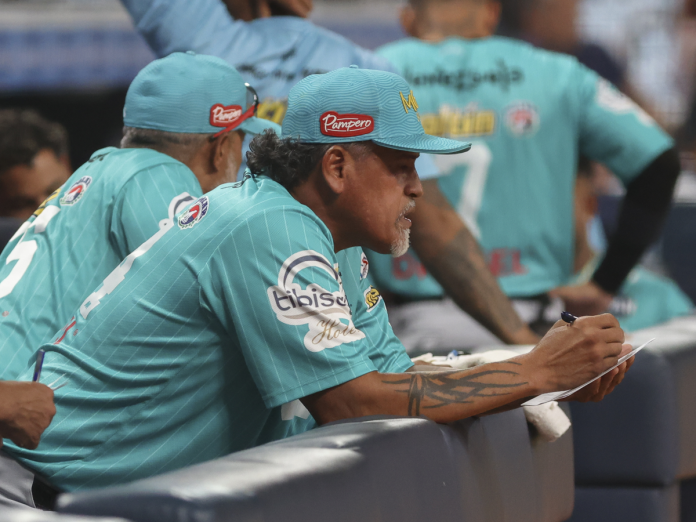 Bravos ratifica gran parte de su staff al mando de Henry Blanco