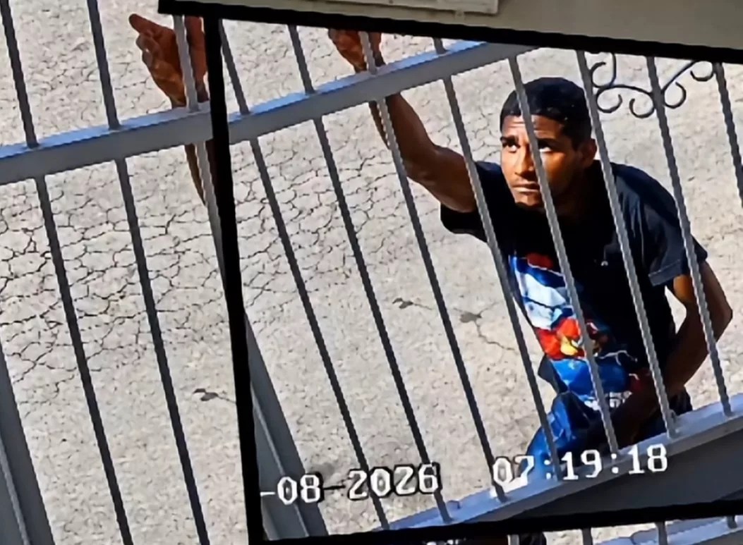 Detienen sujeto por hurtar aire acondicionado en Bella Vista
