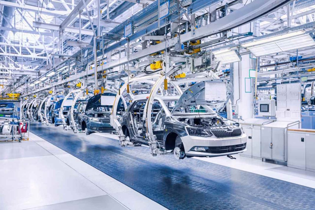 Ventas del sector automotriz crecen 70 % hasta agosto