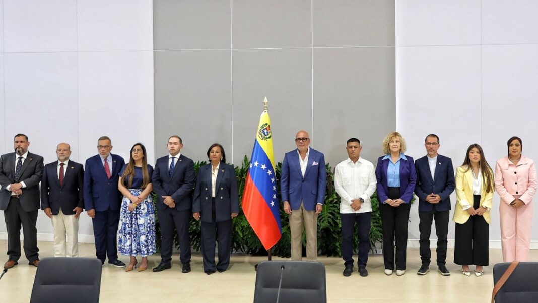 Gobierno y oposición reanudan este jueves el segundo ciclo de negociaciones