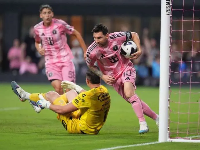 Lionel Messi busca ser propietario del Eldense