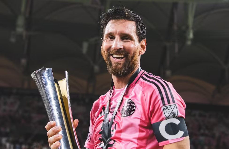 Lionel Messi alzó el título número 49 de su carrera