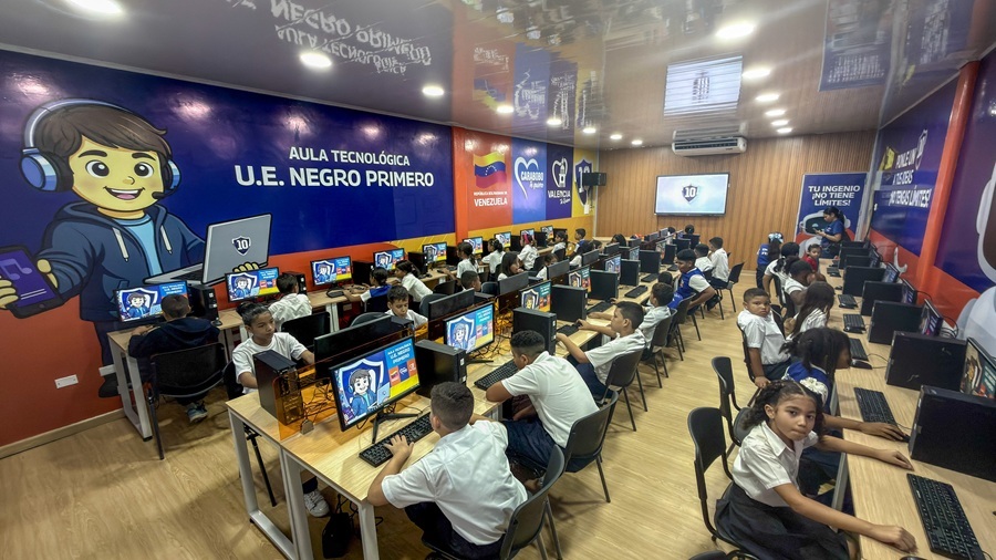 Matrícula escolar en planteles municipales de Valencia se incrementó en 70 %