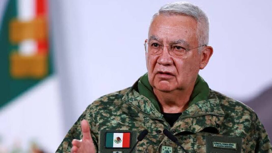 México destaca coordinación antidrones con EE UU para frenar inmigración irregular