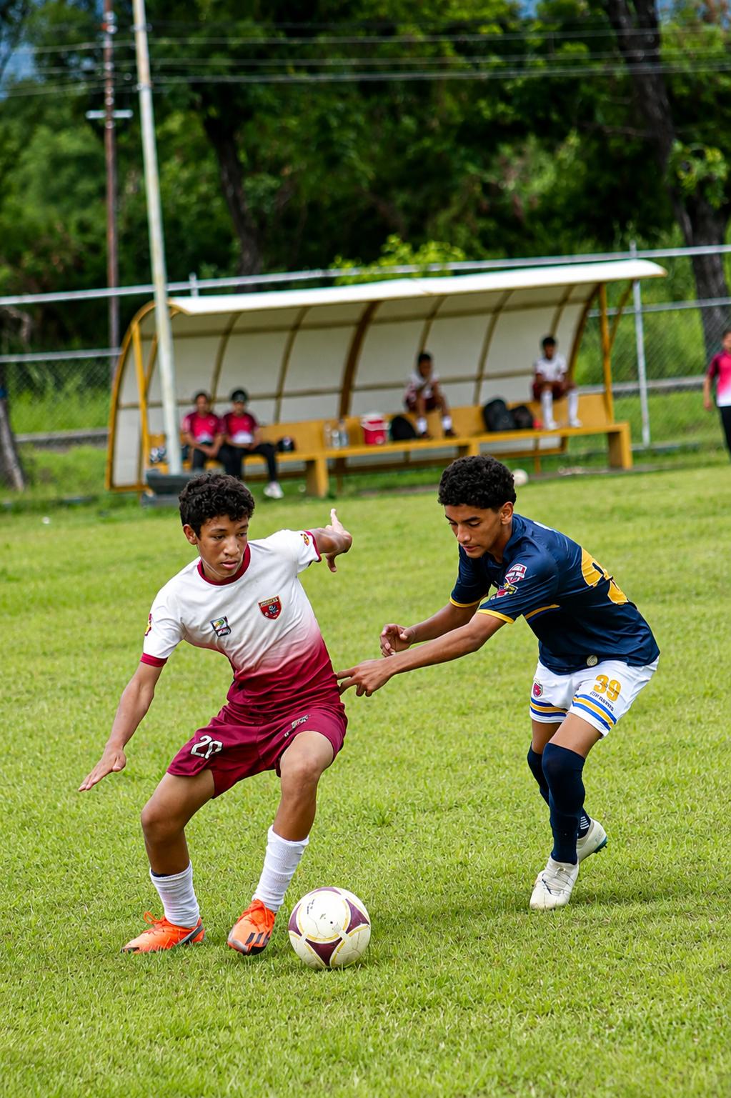 Acefuc Clasifica a la Final Sub-17 tras Vencer a EF Juan Arango en Penales