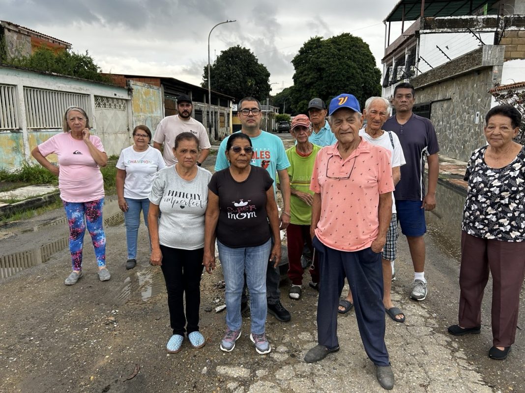 Vecinos de los sectores 9 y 10 de Parque Valencia tienen dos semanas sin electricidad