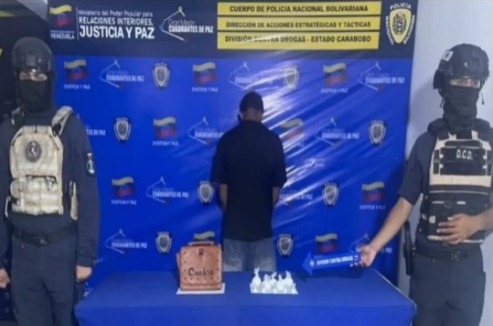 Apresado en flagrancia por posesión de presunta cocaína en Valencia