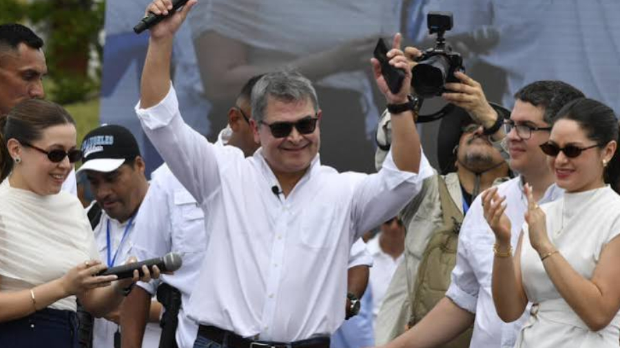 Honduras: Absuelven a expresidente Hernández por corrupción