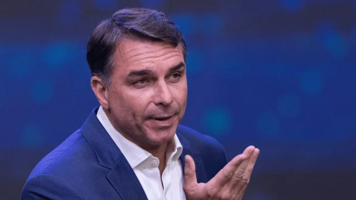 Partido de Flávio Bolsonaro reconoce la victoria de Lula Da Silva