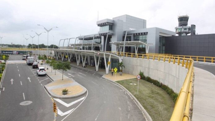 Autoridades de Colombia levantan contingencia de tráfico aéreo con Panamá tras terremoto