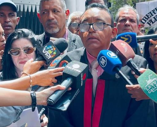 Gremio de abogados propone crear junta de gobierno que convoque a elecciones en Venezuela