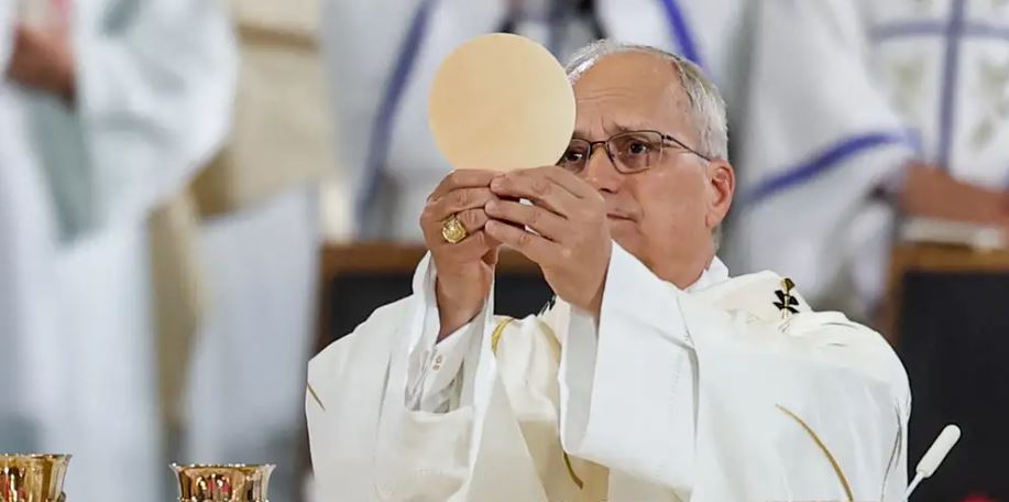 León XIV es el primer papa en votar en unas elecciones de EE UU