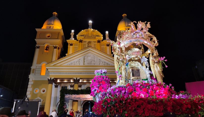 Zulia se prepara para la tradicional Bajada de la Sagrada Reliquia de la Chinita este sábado